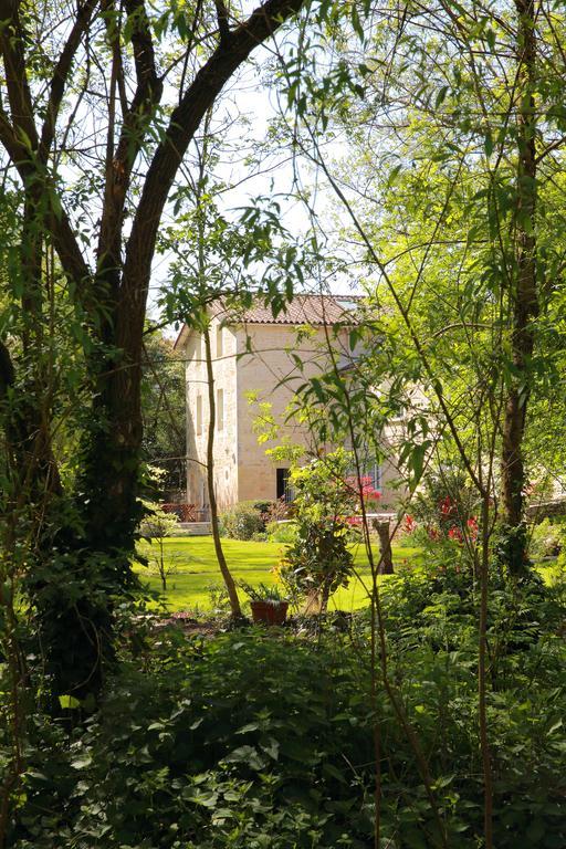 Le Moulin De Nanteuil Hotel Migne-Auxances Exterior photo